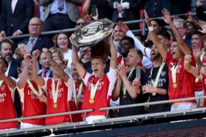 Hiệp 2 với sự điều chỉnh từ HLV Jurgen Klopp