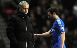 Cuộc trò chuyện giữa Mata và Mourinho
